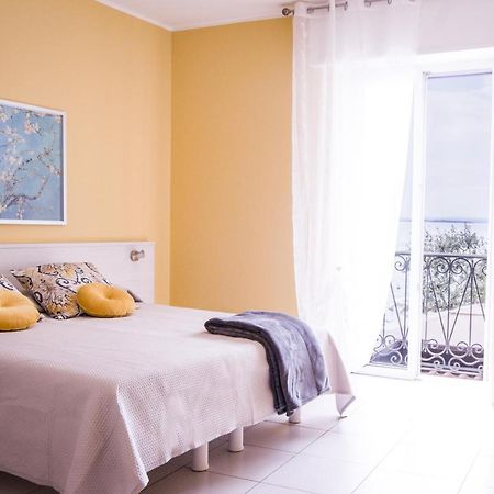 Appartamento Daisy Bardolino Exterior foto